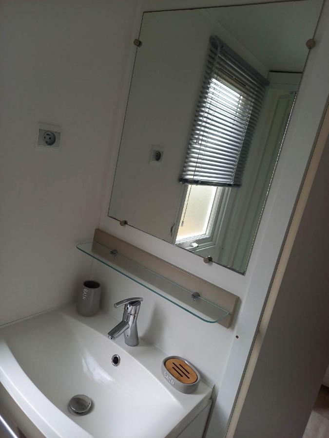 Mobilhome 6 Pers Avec Clim Saint-Georges-de-Didonne Exterior photo